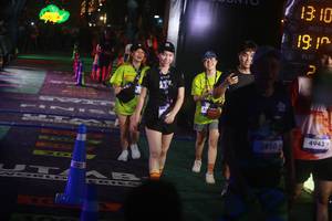 BIB: 3850, 1910
                            <button type="button" onclick="openModal(26275333)" class="btn btn-primary btn-sm float-right btn-popup" data-toggle="modal" data-target=".modal-high-quality">
                        <i class="fas fa-shopping-cart"></i> Add to Cart
                    </button>
                                            <button type="button" onclick="isThisMe(26275333, true)" class="btn btn-success btn-sm float-right btn-popup btn-isme hidden" data-toggle="tooltip" data-placement="bottom" title="นี่คือรูปของคุณใช่ไหม คลิกที่นี่เพื่อเอาเข้าอัลบั้ม">
                        <i class="fas fa-plus"></i> Add to album
                    </button>
                    <button type="button" onclick="isThisMe(26275333, false)" class="btn btn-warning btn-sm float-right btn-popup btn-isnotme hidden">
                        <i class="fas fa-ban"></i> Remove from album
                    </button>